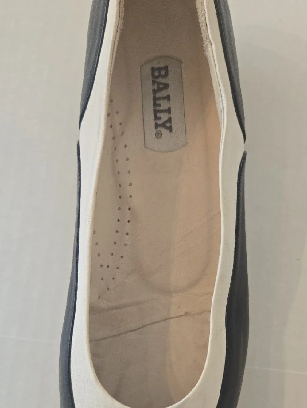 BALLY Made in Itaky Black and White Leather Heeled Pumps